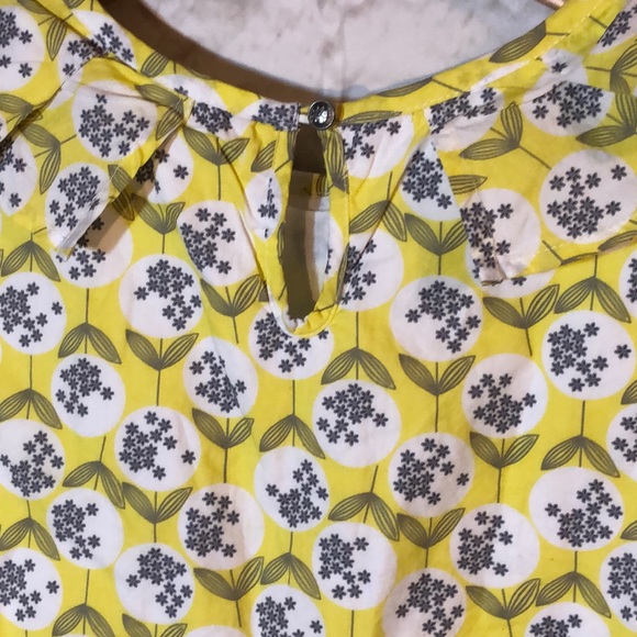 NWT OKAIDI FLORAL SLEEVELESS BLOUSE - Picture 5 of 8